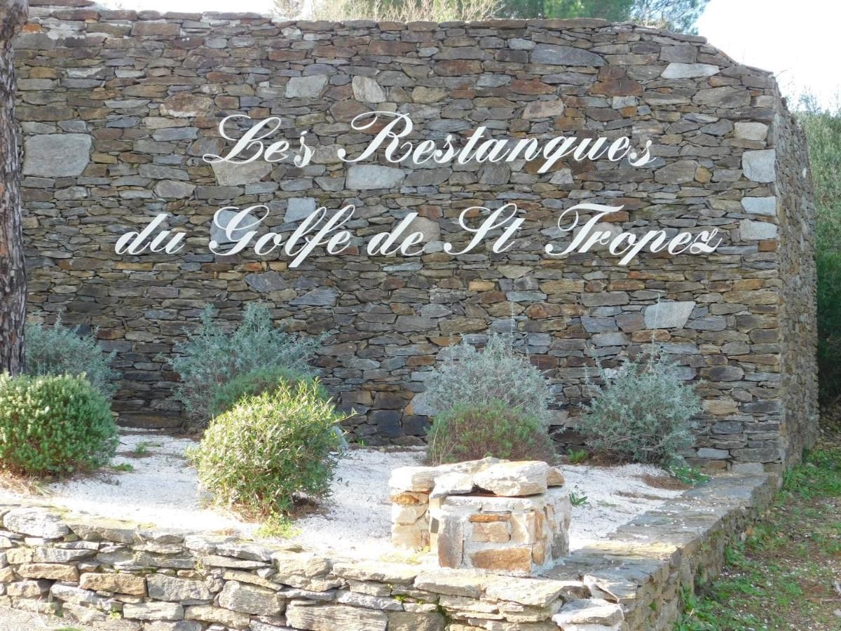 Les Restanques - *